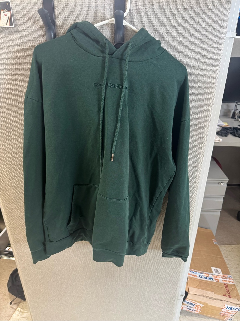 Women’s Dark Green Pullover Hoodie with Minimal Chest Embroidery Sz XL